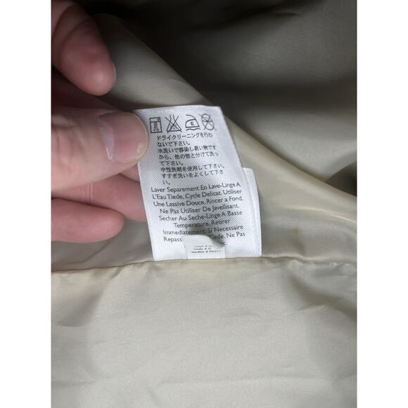 Eddie Bauer Lightweight Hooded Nylon Jacket – L - Picture 9 of 16